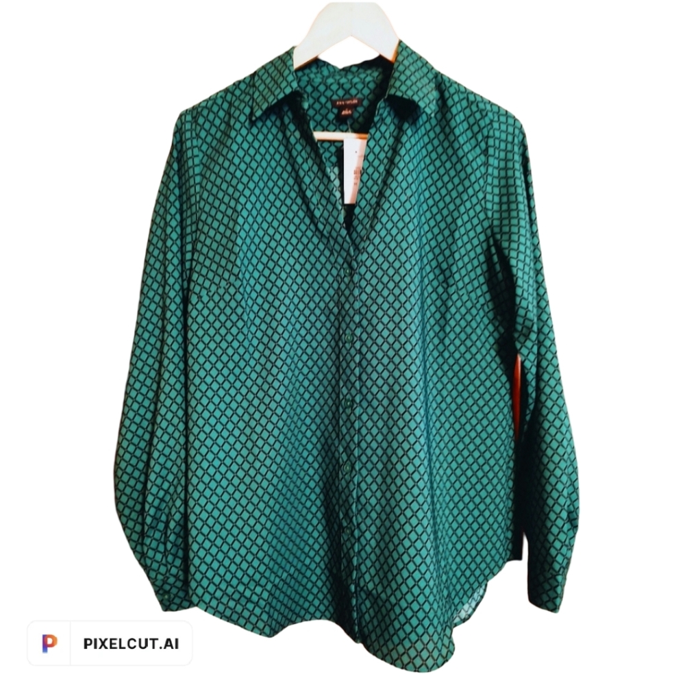 NWT WHBM Women's Shirt